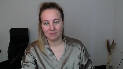 Anna online show from November 9, 2025, 11:41 am