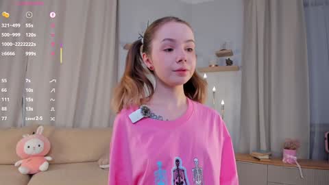 Snapshot of darklycurious chatting on November 15, 2025, 9:21 pm Elizabeth online show from November 15, 2025, 9:21 pm