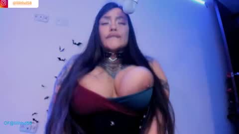 darknes_lilith18 online show from February 13, 2025, 2:23 am