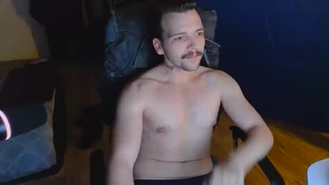 darknovelclown online show from March 13, 2026, 3:13 am