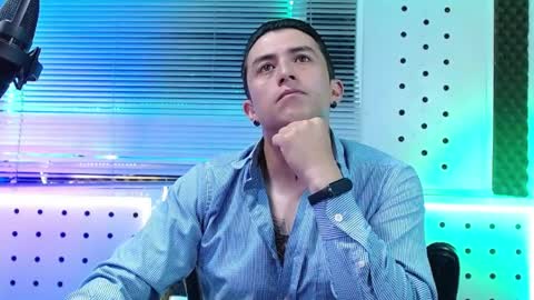 DARKO0717 online show from April 2, 2026, 1:53 pm