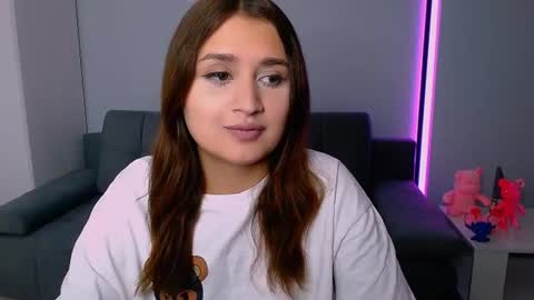Amelie online show from July 19, 2026, 4:11 pm