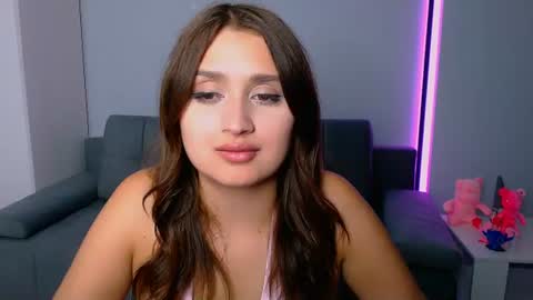 Amelie online show from July 21, 2026, 4:31 pm