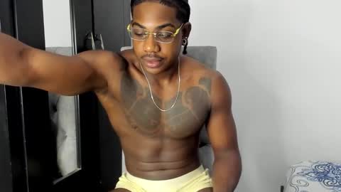 Snapshot of darktemp_ chatting on February 27, 2026, 10:59 am Darktemp online show from February 27, 2026, 10:59 am