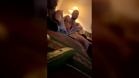 darkwingdub online show from April 3, 2026, 1:36 am