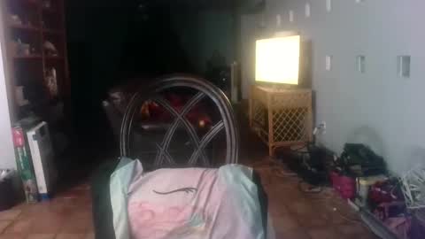 darla_darling1222101 online show from April 1, 2026, 4:24 am