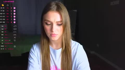 Snapshot of darlina_ryan chatting on November 27, 2025, 6:54 pm Darlina online show from November 27, 2025, 6:54 pm