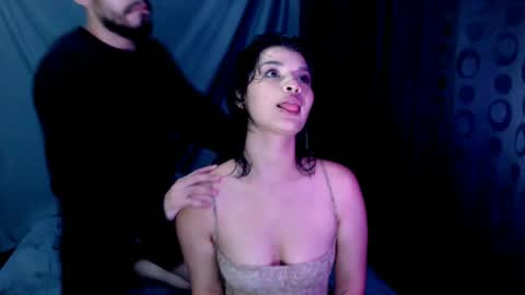 Snapshot of darling_and_dante chatting on January 6, 2025, 6:03 am darling_and_dante online show from January 6, 2025, 6:03 am