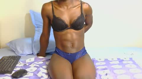 darling_dee online show from October 11, 2025, 1:42 pm