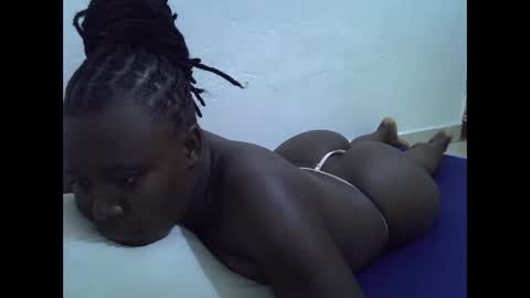 darling_ella online show from February 13, 2026, 4:25 pm