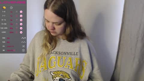 darling_tony18 online show from September 23, 2025, 1:36 pm