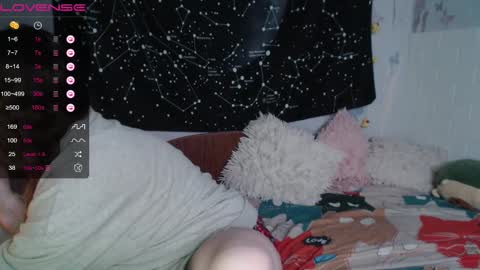 darling_tony18 online show from February 4, 2026, 12:11 pm