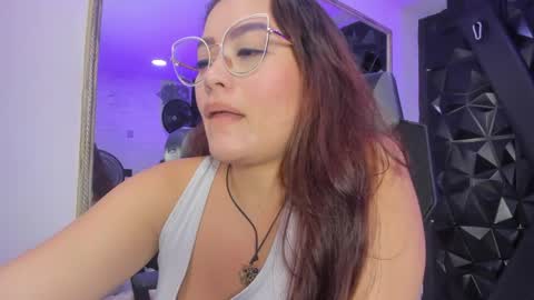 Snapshot of darlingbdsm_ chatting on April 22, 2026, 3:13 pm Darling online show from April 22, 2026, 3:13 pm