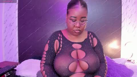  Darnell Queen online show from September 11, 2025, 3:39 am