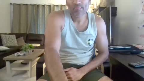 darryl43321 online show from December 4, 2025, 7:11 pm