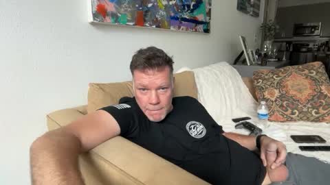 dartanha007 online show from October 6, 2025, 6:05 pm