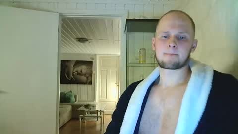 Dario online show from March 8, 2025, 8:25 pm