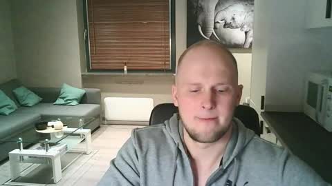 Dario online show from October 9, 2025, 7:45 pm