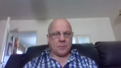 Snapshot of darts1980 chatting on July 25, 2026, 9:29 am darts1980 online show from July 25, 2026, 9:29 am