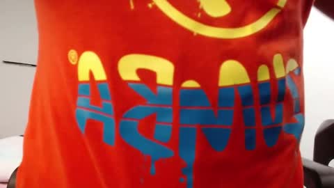 darwin_x online show from November 25, 2025, 2:44 am