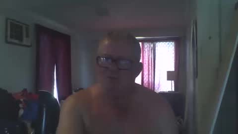 darwincock online show from December 15, 2024, 12:51 am