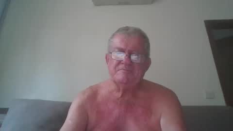 darwincock online show from April 5, 2026, 1:36 am