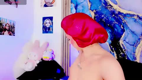 Natalia online show from July 18, 2026, 7:39 pm