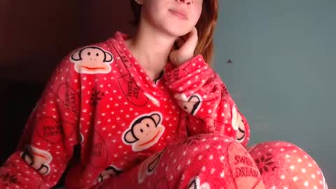 Dafne online show from March 5, 2025, 3:18 am