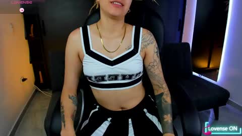 Snapshot of dass_roman chatting on May 30, 2026, 10:18 pm Dass Roman online show from May 30, 2026, 10:18 pm