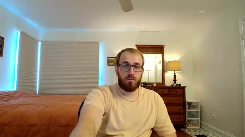 Snapshot of dav_luv4u chatting on December 14, 2025, 6:12 pm dav_luv4u online show from December 14, 2025, 6:12 pm