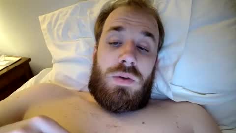 Snapshot of dav_luv4u chatting on December 20, 2025, 3:24 am dav_luv4u online show from December 20, 2025, 3:24 am