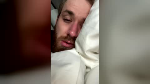 Snapshot of dav_luv4u chatting on February 3, 2026, 2:11 pm dav_luv4u online show from February 3, 2026, 2:11 pm