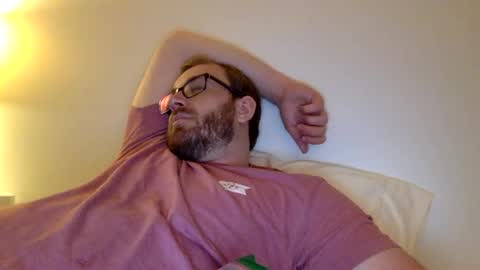 Snapshot of dav_luv4u chatting on March 28, 2026, 4:01 am dav_luv4u online show from March 28, 2026, 4:01 am