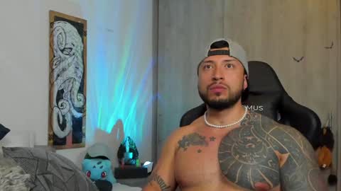 DAVE MAX online show from January 8, 2025, 6:31 am