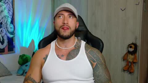 DAVE MAX online show from February 8, 2025, 2:58 am