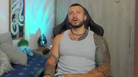 DAVE MAX online show from March 11, 2025, 4:40 pm