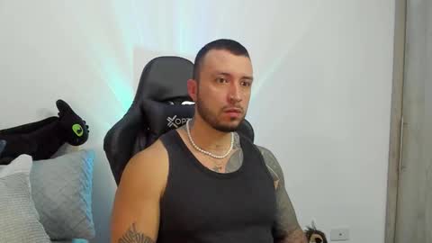 DAVE MAX online show from October 24, 2025, 10:00 am