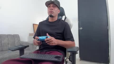 Snapshot of dave_skinnycum420 chatting on September 30, 2025, 2:16 am dave online show from September 30, 2025, 2:16 am