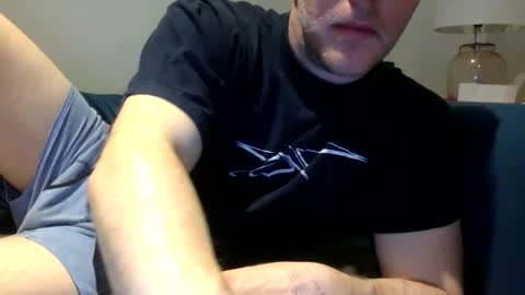 daveb709709709 online show from December 18, 2025, 2:39 am