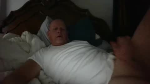 Snapshot of davetbennett7171 chatting on November 6, 2025, 3:02 pm davetbennett7171 online show from November 6, 2025, 3:02 pm