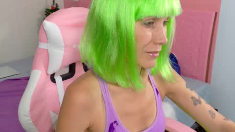 DaveXHelena online show from January 31, 2025, 8:43 am