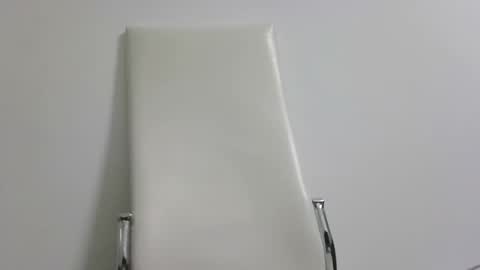 Snapshot of david000zzz chatting on November 10, 2025, 7:35 pm D000ZZZ online show from November 10, 2025, 7:35 pm