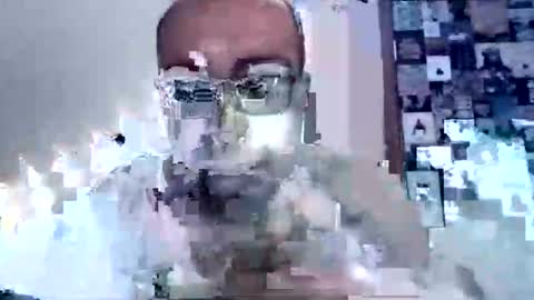 Snapshot of david69992347976413 chatting on February 17, 2025, 3:25 am David Berry online show from February 17, 2025, 3:25 am