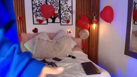 Snapshot of david_banks_ chatting on February 16, 2026, 12:34 pm David online show from February 16, 2026, 12:34 pm