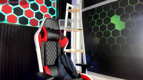 David online show from April 8, 2026, 12:27 pm