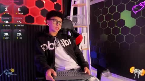 David online show from April 16, 2026, 1:01 pm