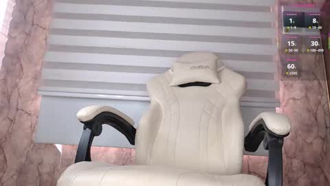 David col11 online show from December 17, 2025, 12:55 pm