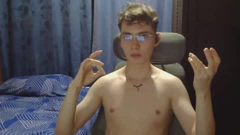 Snapshot of david_colombian chatting on May 28, 2026, 1:25 am ProgrammerBoy online show from May 28, 2026, 1:25 am