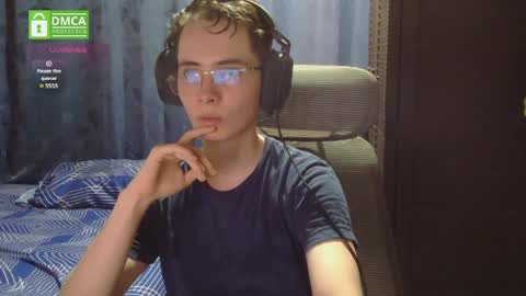 Snapshot of david_colombian chatting on June 1, 2026, 12:45 am ProgrammerBoy online show from June 1, 2026, 12:45 am