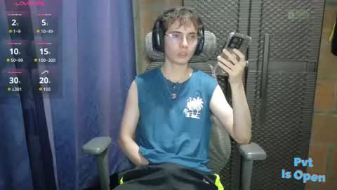 ProgrammerBoy online show from July 26, 2026, 1:47 am